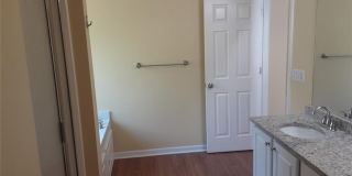 132 Lake Shore Parkway Gallery 28