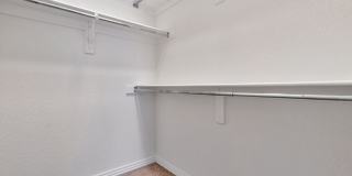 4 Bed 3 Bath Townhome located close to University! Gallery 20