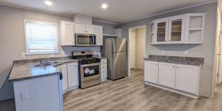 677 Oregon Gallery 1