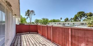 Huge one bedroom condo close community pool and tennis courts. Gallery 20