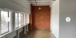 1725 W. 6th St. Gallery 6