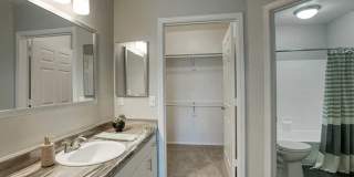 Bella Vista Apartments Gallery 11