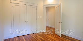 15 Palm Street Gallery 16