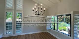 Beautifully Remodeled 4 Bed/2 Full Bath + 2 1/2 Bath Country Club Park Home Gallery 21