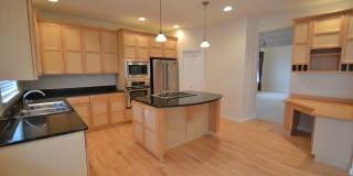 4Bd/2.5Ba Snohomish Home Gallery 6