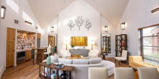 Indian Creek Apartments Gallery 10