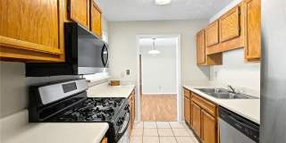 1702 Country Park Drive SE Gallery 16