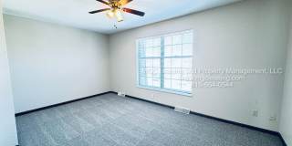 252-258 NW Woods Chapel Rd Gallery 19