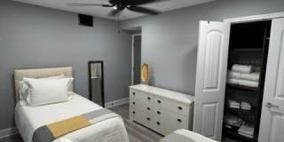 85 Pine Valley Road unit: # 14 Gallery 21