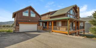 Luxury 5 Bed, 5 Bath Home with Modern Finishes & 2-Car Garage! - Available NOW! Gallery 1