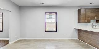 6808 North Clark Street - 2EUnit 2W 6808 North Clark Street - 2EUnit 2W Gallery 1