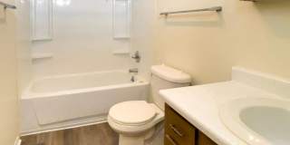 Spacious 2 Bedroom with Private Balcony! Gallery 55