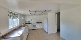 350 NE Granduer Avenue Gallery 10