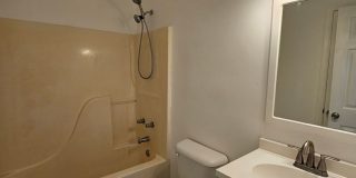 Renovated 4 Bedroom Home! Gallery 18