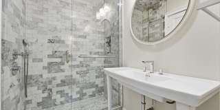 459 NE 15TH AVE FORT LAUDERDALE, FL 33301- Gallery 17