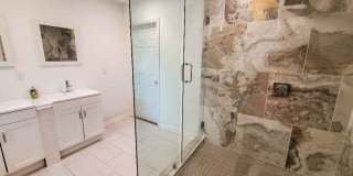 Room in 4 Bedroom Home at Morris Brown Dr SW Gallery 37