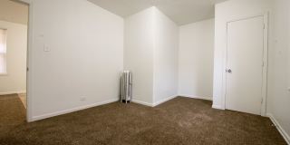 5504 S Wabash Avenue Gallery 19