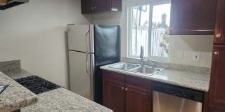 Large Condo in Claremont Gallery 25