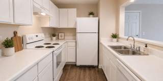 Meadow View Apartments & Townhomes Gallery 5