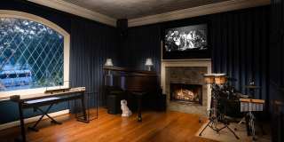 427 12th St Gallery 8