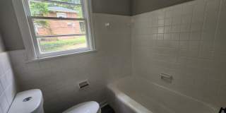 3 Bedrooms 1.5 Baths - North Columbus - Large Corner Lot Gallery 16
