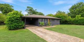 Updated 3 Bedroom Ranch! **APPLICATION FEE WAIVED** Call for details. Gallery 26