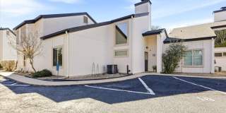 1135 Parkview Gallery 1