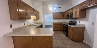 8305 CRIMSON CREEK Dr Gallery 2