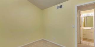 10955 YOGI BERRA Circle Gallery 28