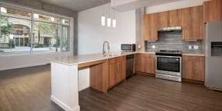 Radius Uptown Apartments Gallery 6