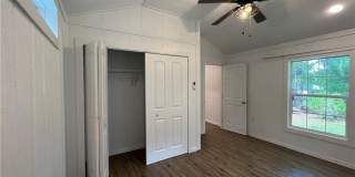 3129 N Page Avenue Gallery 14