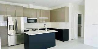 4106 N THATCHER AVENUE Gallery 8