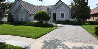 8122 Whitford Court Gallery 1