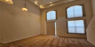 20 SERENE Avenue Gallery 7