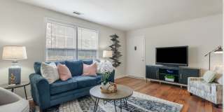 Waterford Square Gallery 21