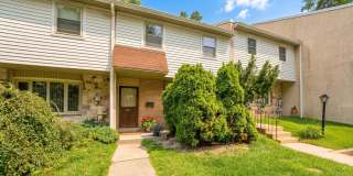 403 WOODSIDE CIRCLE Gallery 1