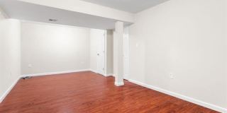 2807 FALLING BROOK Gallery 36