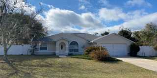 Spacious 3 Bedrooms, 2 Baths Gallery 1