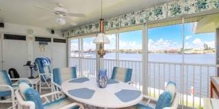 ** SMOKEHOUSE BAY OF MARCO ** 2/2 SEASONAL UNIT ON MARCO ISLAND AVAILABLE ** BEST WATERWAY VIEW HERE ** Gallery 39