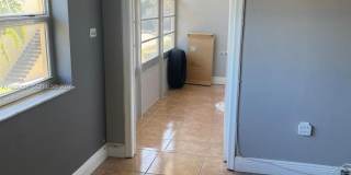 20111 NE 27th Ct Gallery 9