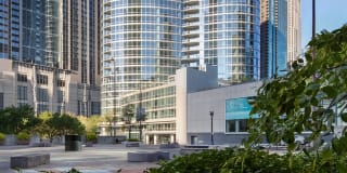 465 North Park Gallery 7