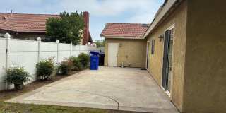 3 Bedrooms with big backyard Gallery 46