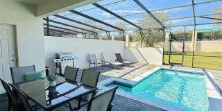 2414 DUBAI STREET Gallery 1