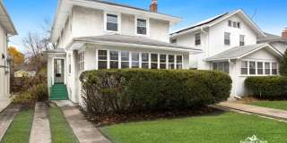 Single Family Home in Historic Oak Park Neighborhood Gallery 1
