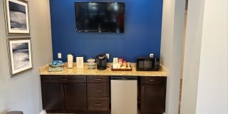 Goldelm at Cedar Bluff Gallery 7