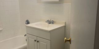 Free Momth Allston Oversized  Sunny Modern 1 bed with Parking ava Ht Hw Inc  Included, Students and Pets ok Gallery 7
