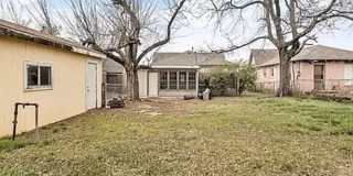 2-Bedroom 2-Bath 1930's Tudor Close to Paseo District Gallery 15