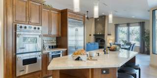 10775 E Sunnyside Dr Gallery 30