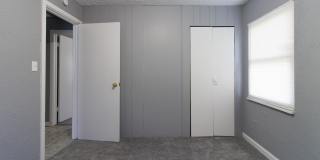 3016 N Gladstone Avenue Gallery 11