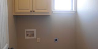 Fully Furnished TWO BEDROOM/ TWO BATHROOM WITH STUDY- Gallery 17